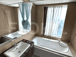 Dijual Apartemen 2 BR, Lantai 33, Luas 145 m2 di Mampang Prapatan 6