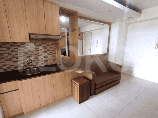 34 sqm, 10th floor, 2 BR apartment for sale in Jatinegara 6