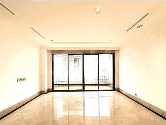 323 sqm, 10th floor, 3 BR apartment for sale in Setiabudi 4