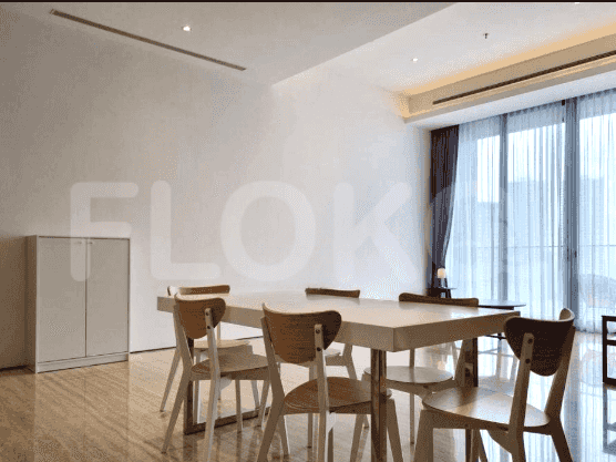 136 sqm, 31st floor, 2 BR apartment for sale in Setiabudi 2