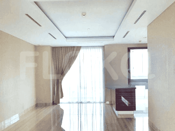 283 sqm, 9th floor, 3 BR apartment for sale in Kebayoran Lama 1