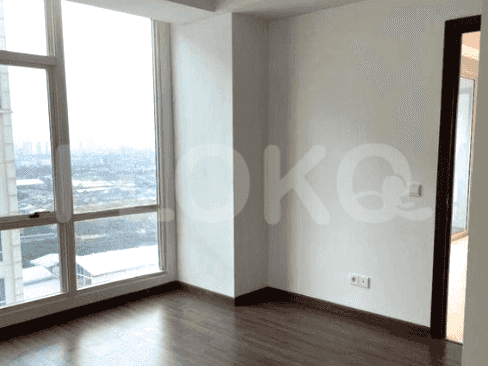 95 sqm, 18th floor, 3 BR apartment for sale in Kelapa Gading 4