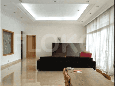 440 sqm, 27th floor, 4 BR apartment for sale in Setiabudi 3