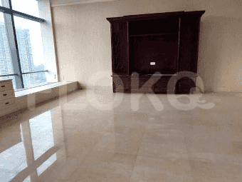 880 sqm, 29th floor, 4 BR apartment for sale in Setiabudi 4