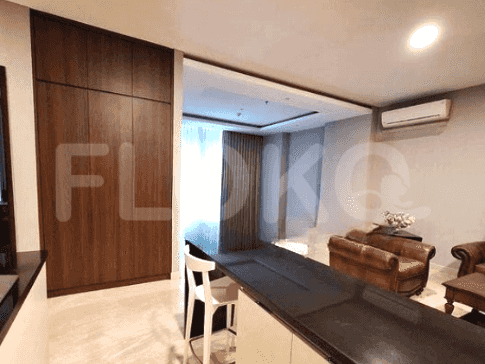 Dijual Apartemen 3 BR, Lantai 2, Luas 146 m2 di Senayan 4