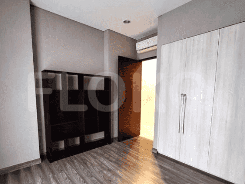 146 sqm, 2nd floor, 3 BR apartment for sale in Senayan 7