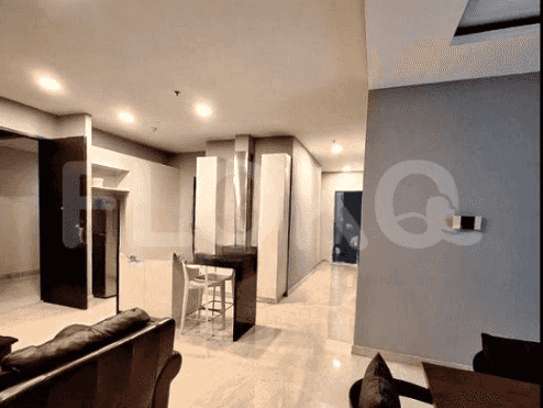 146 sqm, 2nd floor, 3 BR apartment for sale in Senayan 3