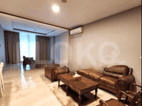 146 sqm, 2nd floor, 3 BR apartment for sale in Senayan 1