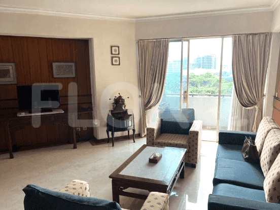 107 sqm, 9th floor, 3 BR apartment for sale in Tebet 1