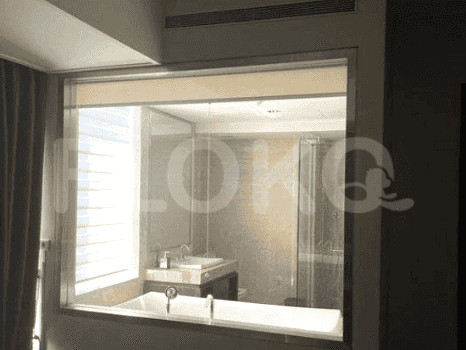 182 sqm, 40th floor, 3 BR apartment for sale in Kuningan 6