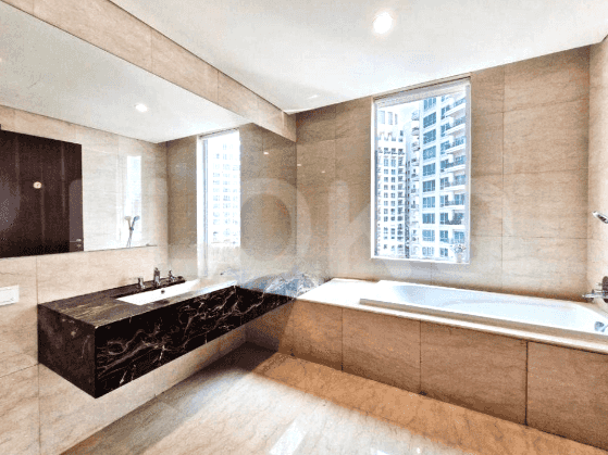 127 sqm, 17th floor, 2 BR apartment for sale in Gandaria 5