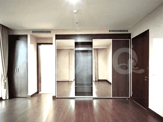 128 sqm, 13th floor, 2 BR apartment for sale in Gandaria 2