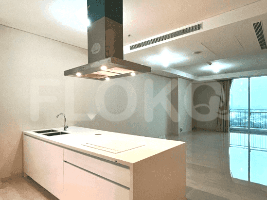 Dijual Apartemen 2 BR, Lantai 13, Luas 128 m2 di Gandaria 4