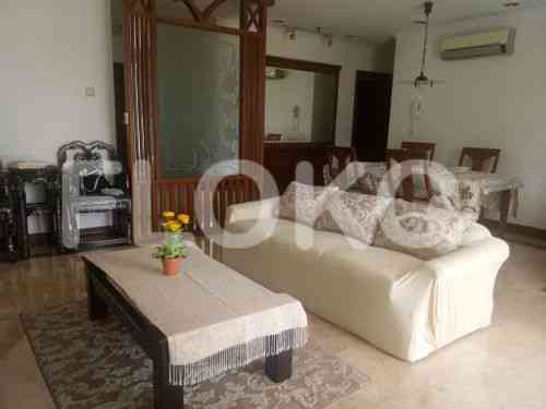 4 Bedroom on 2nd Floor for Rent in Bumi Mas Apartment - ffae62 1