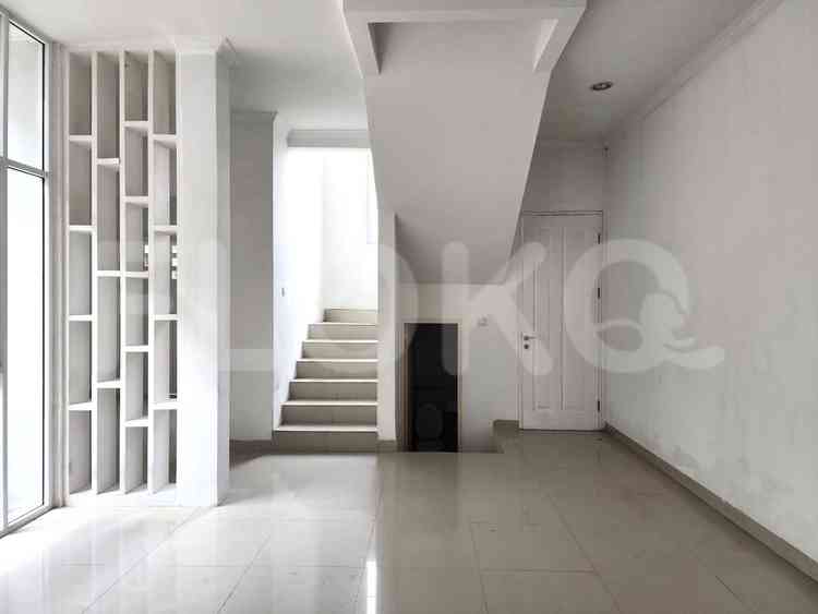 154 sqm, 3 BR house for rent in Alicante Paramount , Gading Serpong 2