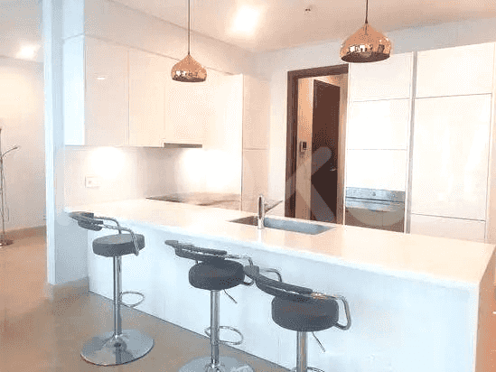 169 sqm, 9th floor, 3 BR apartment for sale in Gandaria 2