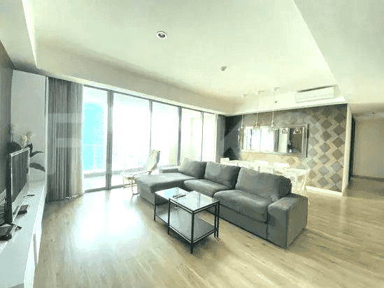 Dijual Apartemen 3 BR, Lantai 30, Luas 151 m2 di Kembangan 1