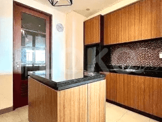 269 sqm, 18th floor, 4 BR apartment for sale in Cipete 4