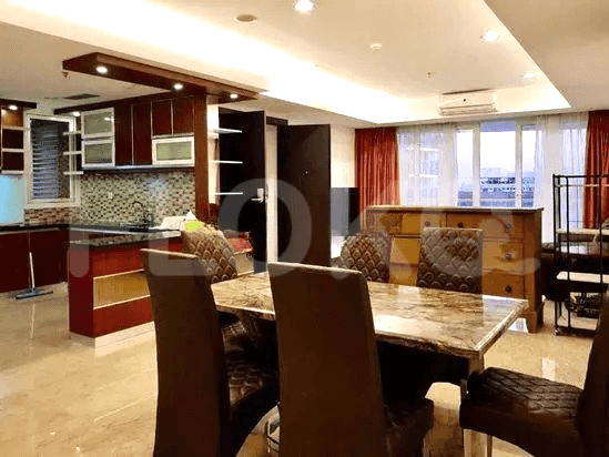 196 sqm, 35th floor, 3 BR apartment for sale in Pademangan 2