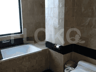 170 sqm, 9th floor, 3 BR apartment for sale in Kebayoran Lama 5