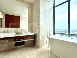 269 sqm, 18th floor, 4 BR apartment for sale in Cipete 5