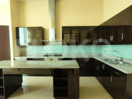 476 sqm, 20th floor, 4 BR apartment for sale in Gandaria 6