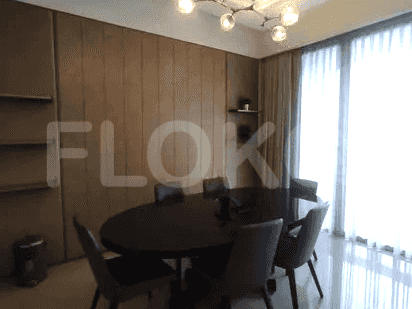 Dijual Apartemen 2 BR, Lantai 7, Luas 150 m2 di Sudirman 1