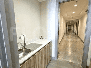 141 sqm, 39th floor, 3 BR apartment for sale in Kemayoran 5