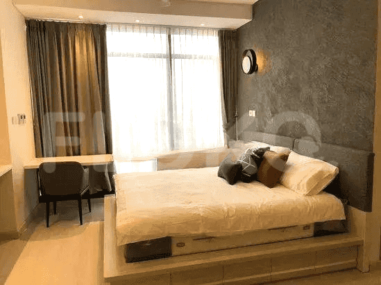 Dijual Apartemen 1 BR, Lantai 7, Luas 64 m2 di Sudirman 4