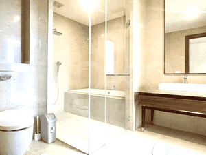 170 sqm, 25th floor, 2 BR apartment for sale in Gandaria 5