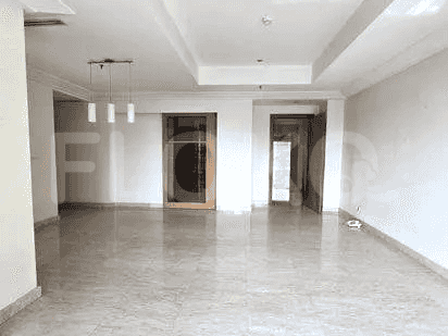 177 sqm, 3rd floor, 2 BR apartment for sale in Gandaria 2