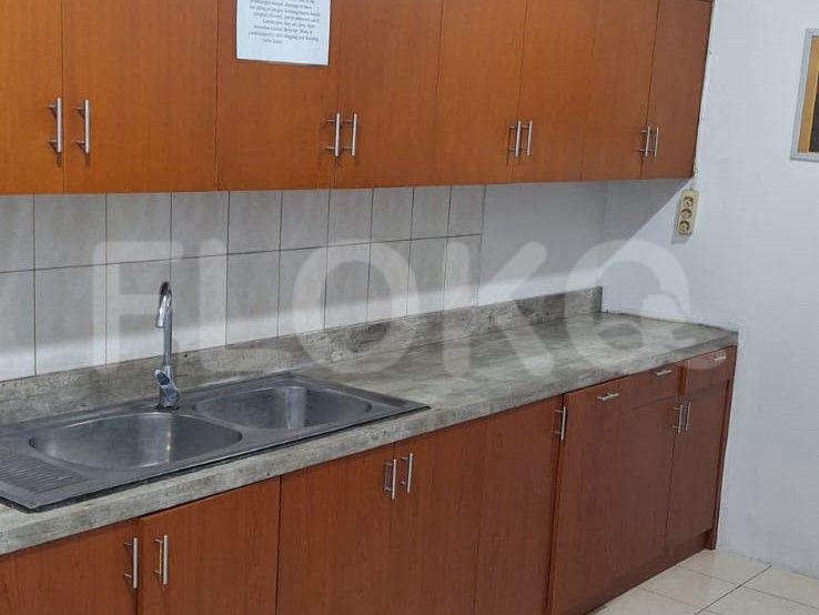 3 Bedroom on 5th Floor for Rent in Bumi Mas Apartment - ffab0f 2
