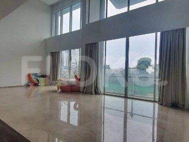 Tipe 4 Kamar Tidur di Lantai 2 untuk disewakan di Nirvana Residence Apartemen - fke81d 7