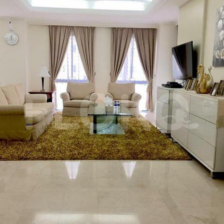 3 Bedroom on 21st Floor for Rent in Pondok Indah Golf Apartment - fpoc49 1