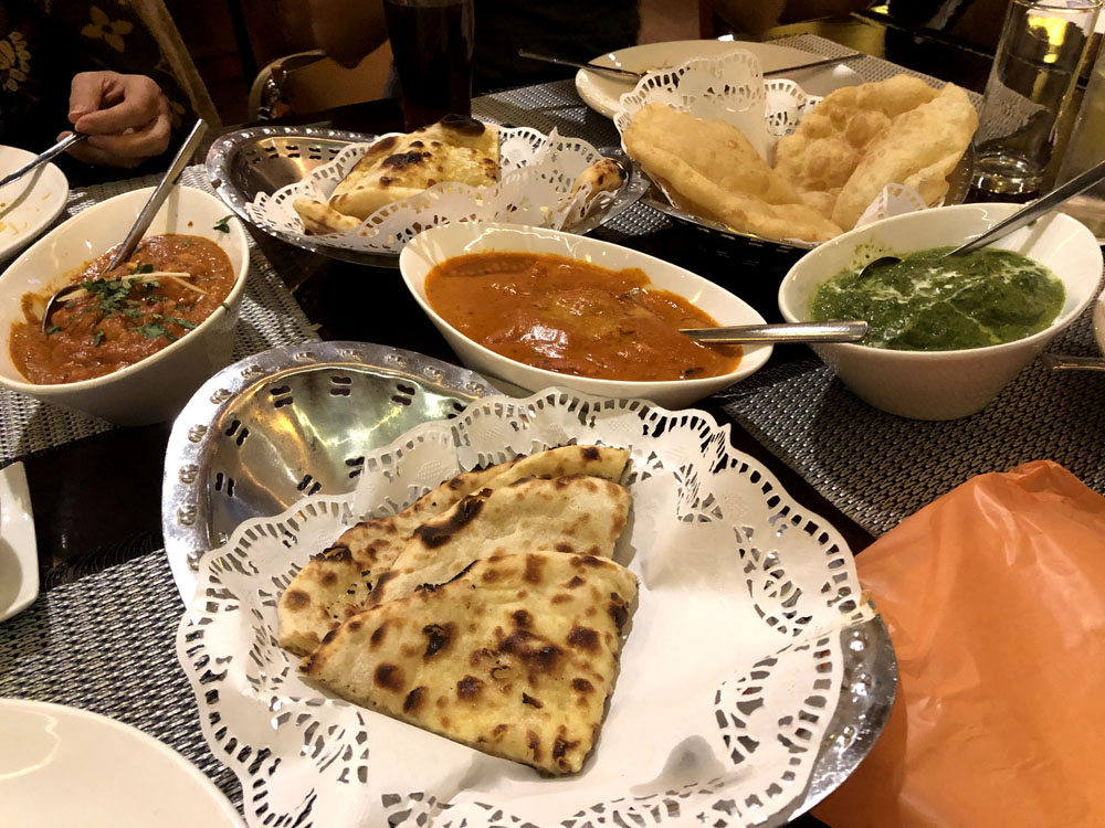 queen's tandoor vegetarian restaurant menteng