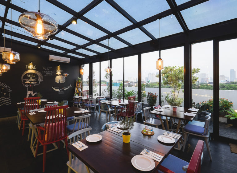 17 Rooftop di Jakarta: Restoran dan Bar Hits | Flokq Coliving Jakarta Blog