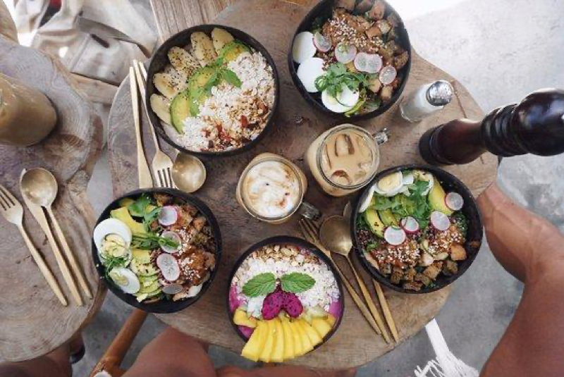 The 12 Healthy and Mouth-watering Smoothie Bowl in Bali | Flokq