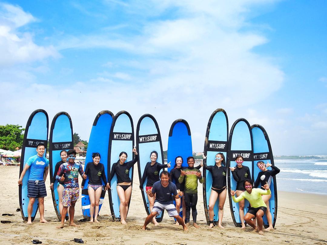 A List Of 17 Best Surf School In Bali For Beginners! | Flokq