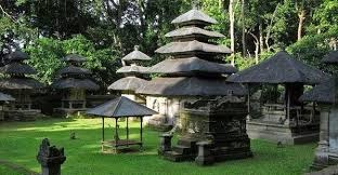 alas kedaton temple in bali