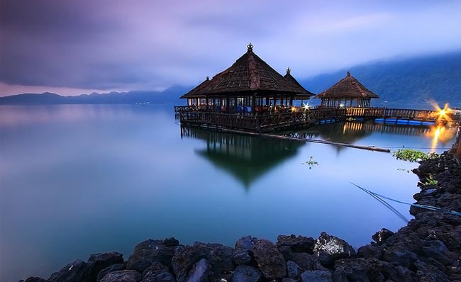 Restoran Apung Kintamani Makan Di Atas Danau Batur Bali Flokq Blog